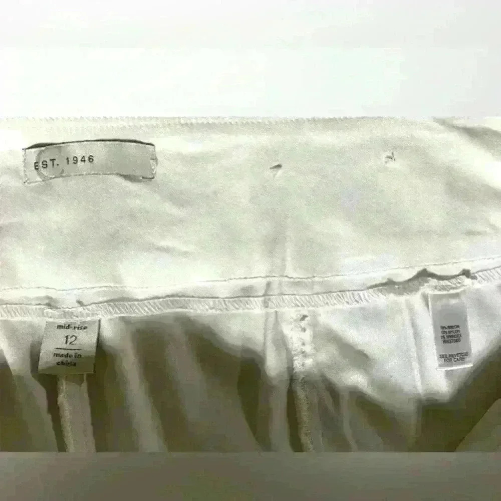 Women's White Mid Rise Pull-on Cropped Capri Pants Size 12 C Est. 1946 - Picture 6 of 8